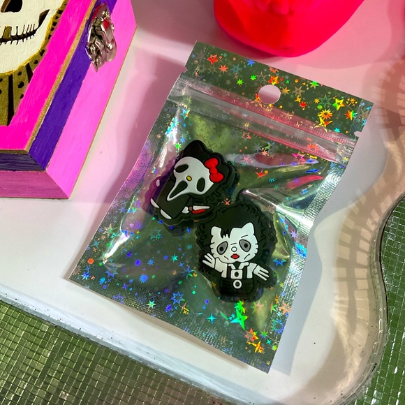 Hello Kitty Villain Spooky Season Crocs Charm - Picture 1 of 1